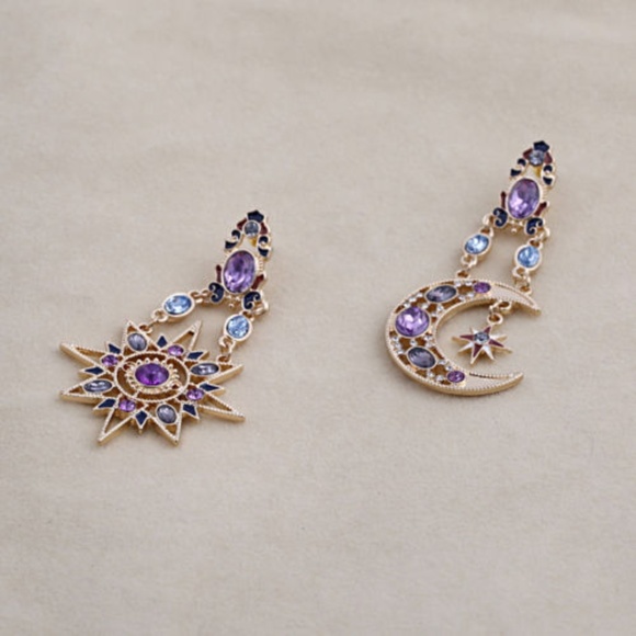 😻Celestial earrings- 2 for $10 - Picture 1 of 1